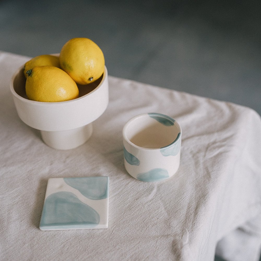 Стакан с облачками