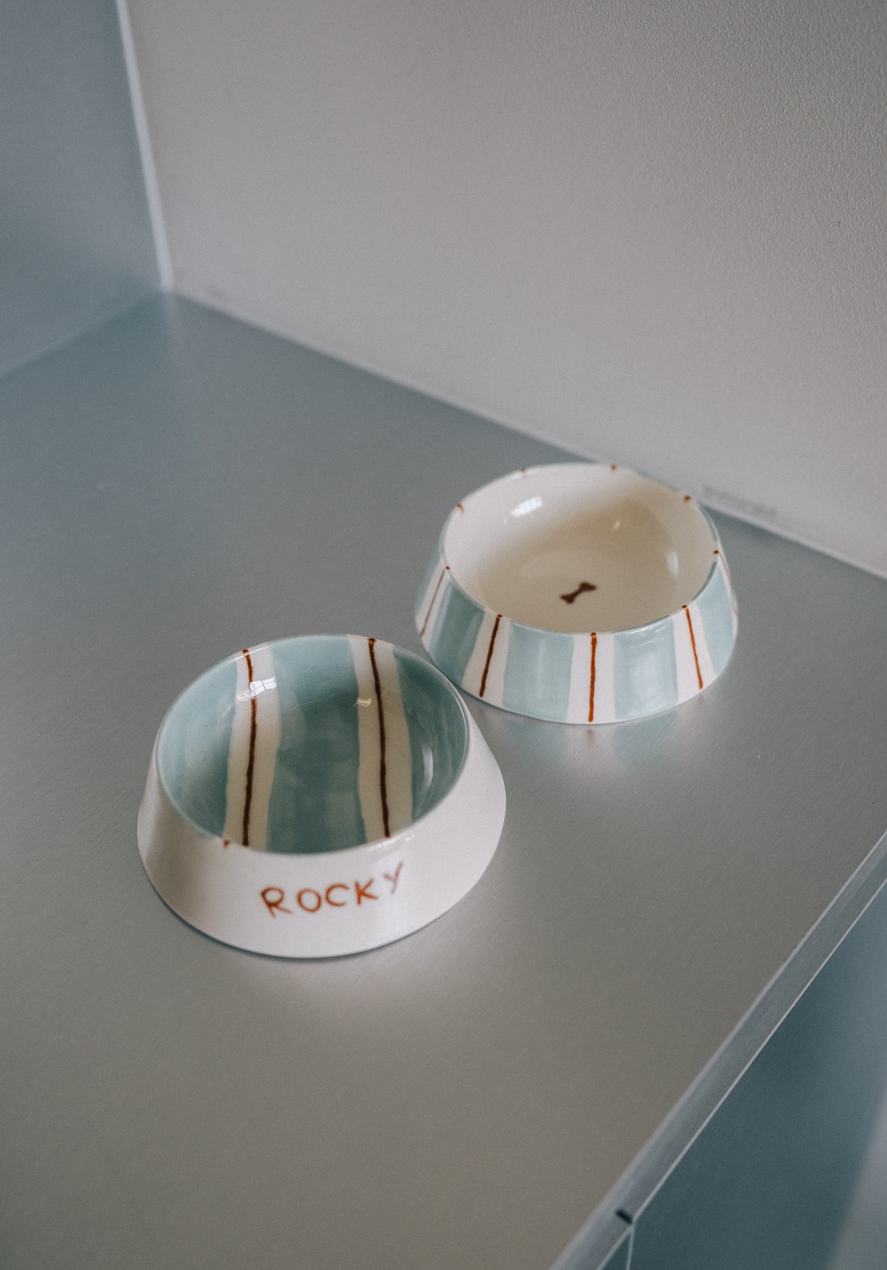 Миска для питомца 300 мл