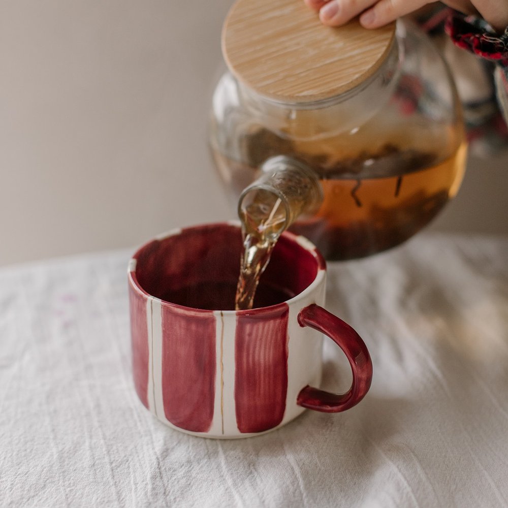 Кружка бургундия с золотом